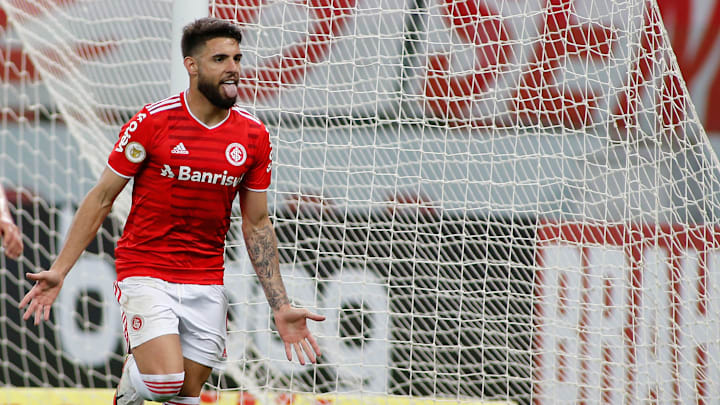 Colorado enfrenta o Ceará a partir das 19h no Castelão